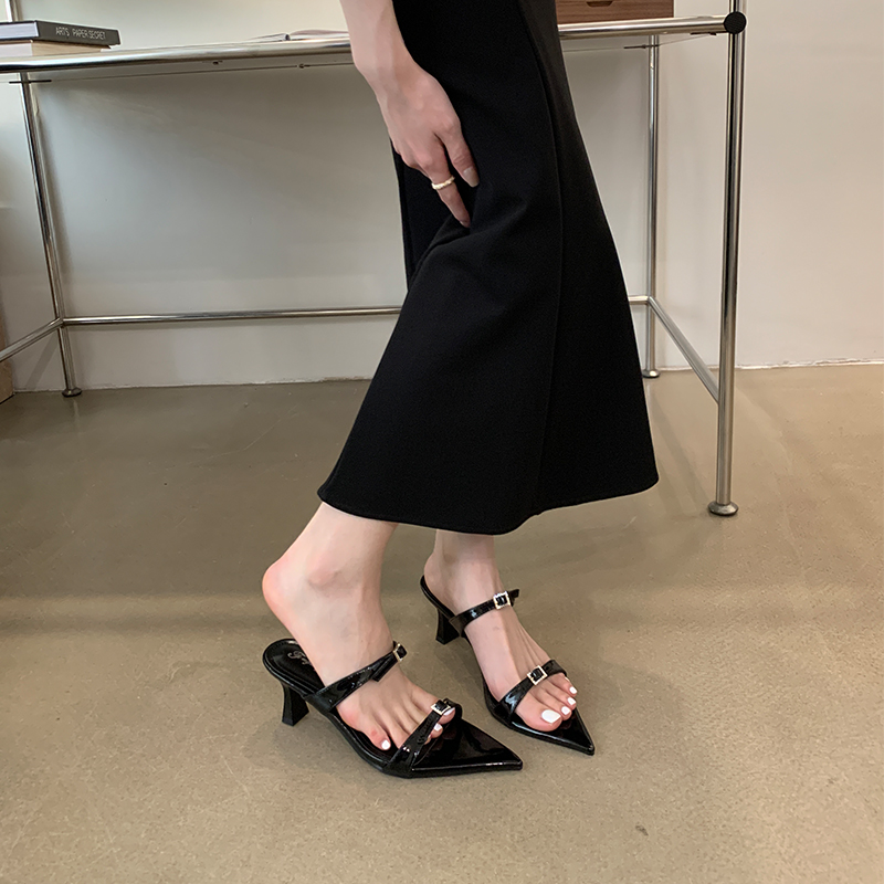 Women's Pointed Toe Flat Beach Sandals 2024 Minimalist Red Thin Strap Open Toe Elegant Shoes - Image 2